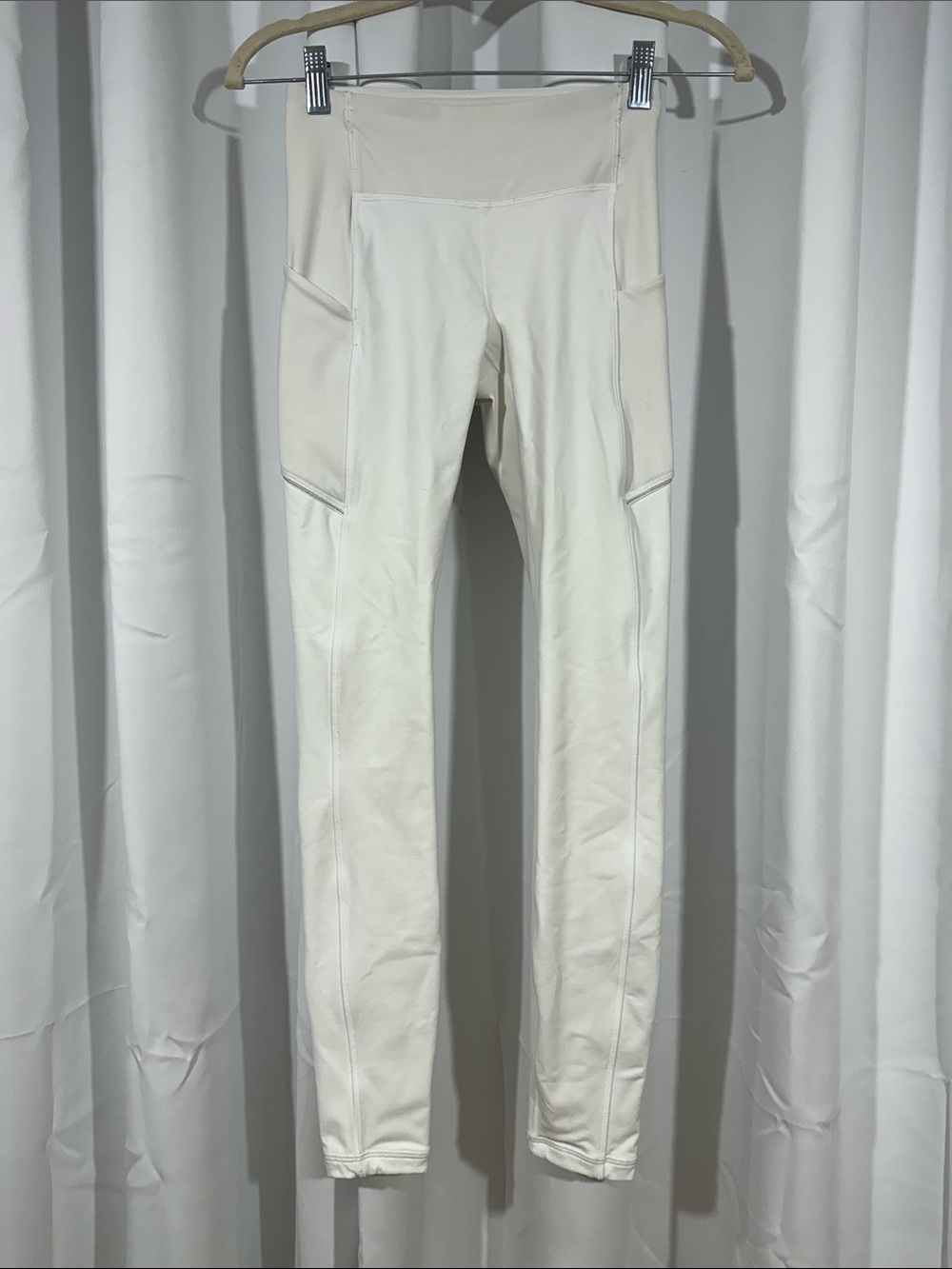 Lululemon White High Rise Leggings Size Small Athletic Yoga Pants with Pockets